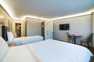 Zendy Suite Hotel - 7