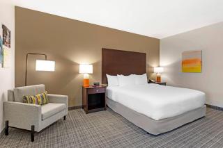 Comfort Inn & Suites Verona at Turning Stone Resort Casino - 5
