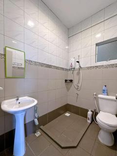 wL Family Homestay - 8