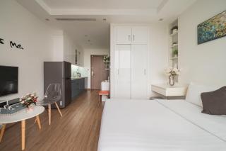 Cozy Relaxing Studio with Full Amenities Near Keangnam Hanoi Vietnam - 4