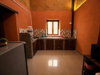 Heritage Mud-house with Private Pool in North Goa - 5
