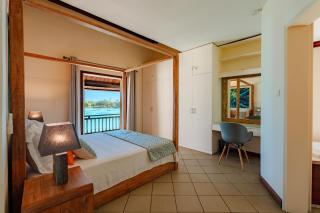 Grand Baie Beach Penthouse -luxury beachfront - 8