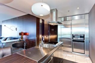 Amazing Lux 1 bedroom High Rise w balconies - 3