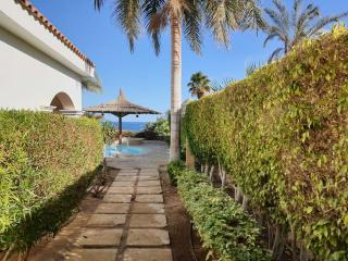 Sheraton Beach Villa Private Pool-By Sinaistays - 8