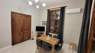 Nicotiana Guest House - 1