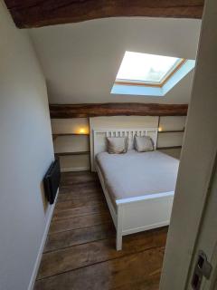 200yr Farmhouse, Fenced Garden & Kids Room - 3