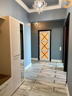 Arcadia Hills Luxury 2-Bedroom Apartment with Parking - 3