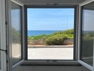 Una finestra sul mare by Paf in Tour - 5