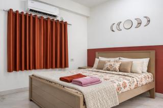 Royal Residency 3BHK, Near Rameshwaram cafe, HiTech City - 1