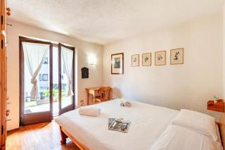 Family Apartment Steps From Ski Lifts - Happy Rentals - 7