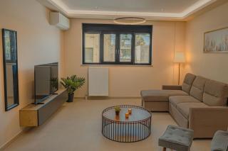 Three Bridges Urban Suite 57 - 0