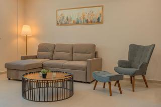 Three Bridges Urban Suite 57 - 9