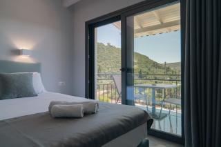 Irida Studios and Suite - 2