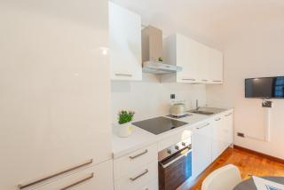 In Piazzetta 2 Holiday Apartment, Barolo - 6