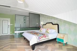 Encounter Villa · Art & Garden Homestay - 1