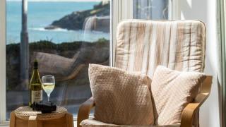 Low Tide-Private Parking-Beach View-Two Bedroom - 7