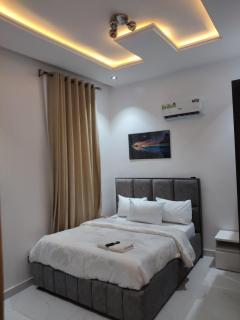 5 bedroom apartment Magodo GRA - 3