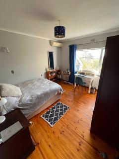 Benevolent Upper Floor for 4 - 2