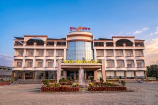FabHotel Prime Shree Palace - 5
