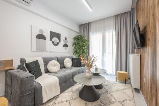West Athens Luxurius Apartment - 9