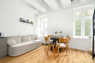 Stylish Studio with a Mezzanine Near the Market Square by Noclegi Renters - 0