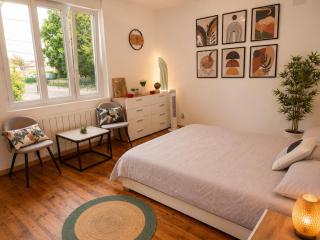 Luxury, Peaceful 3 bedroom family home - 1