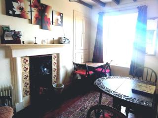 In Aberdovey SLEEPS 5, FAB LOCATION whole cottage - 4