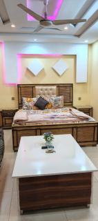 Budget In Guest House - 2