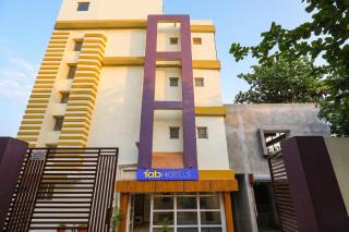 FabHotel Aditya Guest House 4 - 6