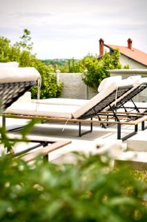 YAMM Pool House - 8