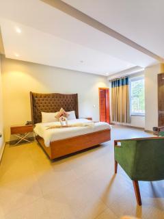 Naran Creek Hotel - 5