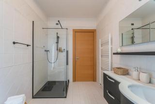 Villa Olivo with garden pool by Rent All Como - 4