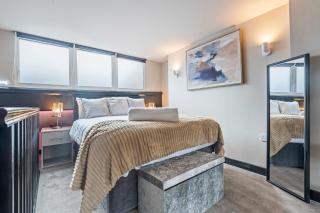 City centre - Sleeps 4 - Stylish Unique - Prime Location - 7