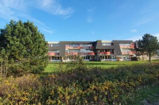 Urlaubsbrise 52 Ameland - schön eingerichtete Wohnung für bis zu 5 Personen - Balkon nach Süden ausgerichtet mit schönem Blick in den Innengarten - 2
