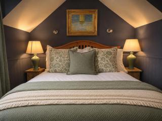 The Lansdowne Cottage - 8