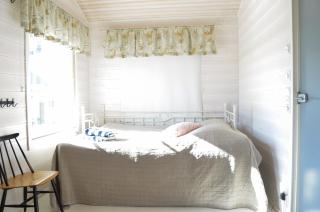 Tiny House with Private Sauna & Hot Tub near Archipelago Trail - 1