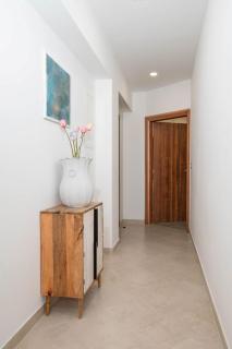 Bella Vista - 2