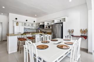 Dog-friendly Villa with Heated Pool, Hot Tub, Streaming, Partial Ocean Views - 6