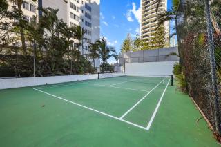 Luxury Penthouse - Full Ocean View - Sleeps 6 & Baby - pool - parking - walk to beach - 7
