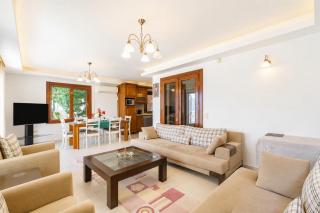Villa Kuluhana - 1