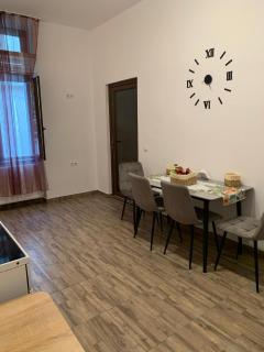 Angelas Home - 1