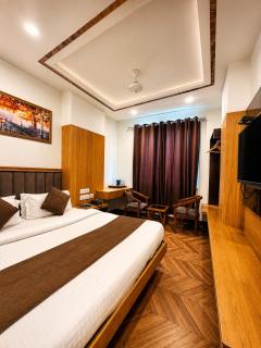 Hotel Aman Imperial Just Near New Delhi Railway Station And Connaught Place - 9