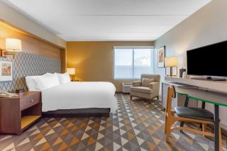 Holiday Inn Rockford I-90&Rt 20 State St by IHG - 1
