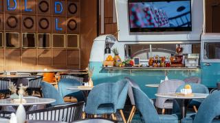 Holiday Inn Shanghai Nanjing Road by IHG - 2