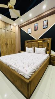 Family 2 bedroom Apartment in E-11 Islamabad - 5