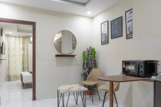 1 BHK with balcony Netflix Amazon Youtube Premium Included - 3