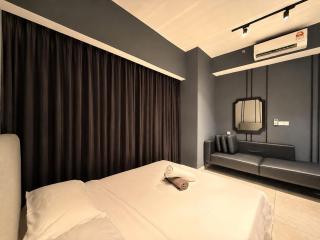 Axon Bukit Bintang Residence Infinity Pool Near Pavilion KL - 3