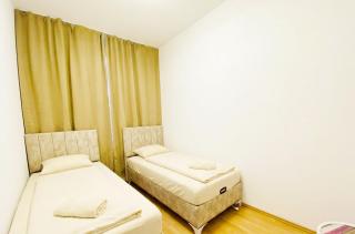 Affordable 5BR Apt, for 11 Guests near Schönbrunn - 5