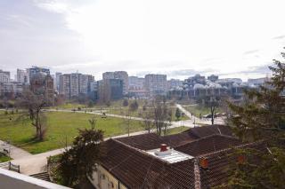 KVR City Center Modern Apartment - 6