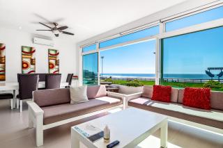 Serene Dog-Friendly Villa with Impressive Views, Outdoor Pool, Private Patio, AC - 3